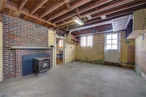 6739 Lake Ave, Elyria, OH 44035 photo 38