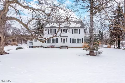 6739 Lake Ave, Elyria, OH 44035 photo 2