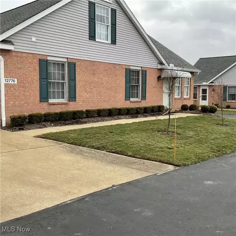 12776 Alicia Ln NW, Uniontown, OH 44685