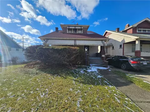 3658 E 138th St, Cleveland, OH 44120