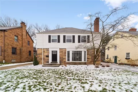 3480 Edison Rd, Cleveland Heights, OH 44121