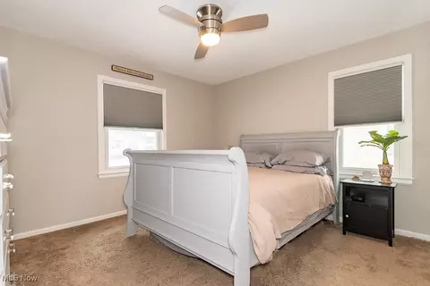 276 E 329th St, Willowick, OH 44095 photo 7