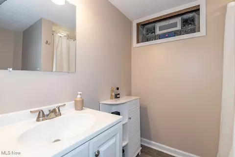 276 E 329th St, Willowick, OH 44095 photo 24