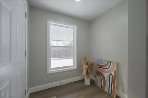 Entry Way - 3611 Argyle Rd SE, Canton, OH 44707 photo 1 of 4