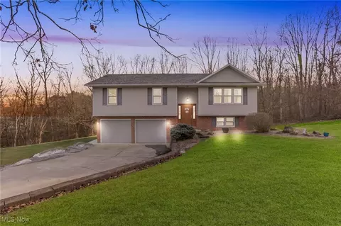31443 Deerfield Dr, Logan, OH 43138