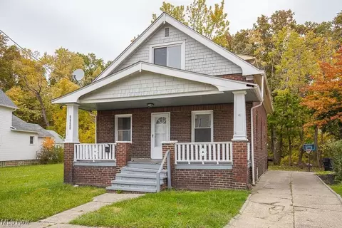 17921 Delavan Ave, Cleveland, OH 44119