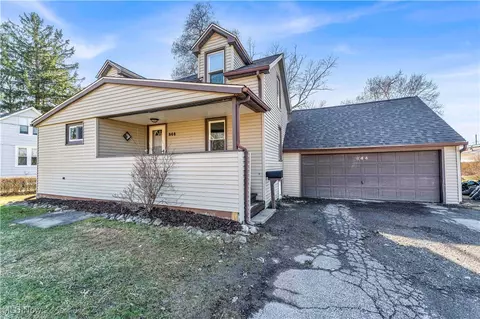 844 Archer Rd, Bedford, OH 44146