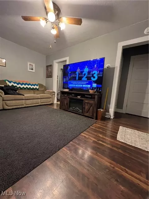 196 Purdy St, Killbuck, OH 44637 photo 9