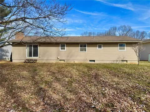 729 Sabrina Dr, Boardman, OH 44512 photo 3