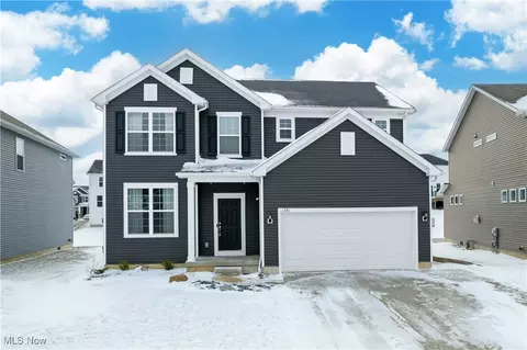 1781 Cobham Ln, Wadsworth, OH 44281