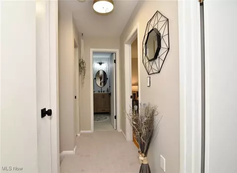Entry Way - 6418 Melshore Dr, Mentor, OH 44060 photo 3 of 3