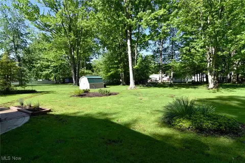 Exterior - 6418 Melshore Dr, Mentor, OH 44060 photo 8 of 9