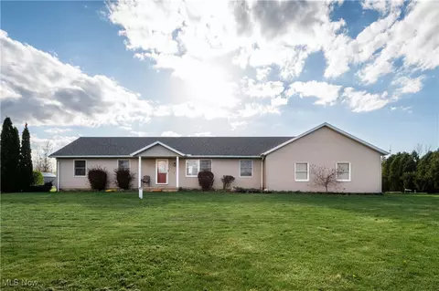 3822 Wood Rd, Madison, OH 44057