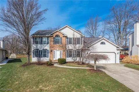14199 Evelyn Ct, Strongsville, OH 44136
