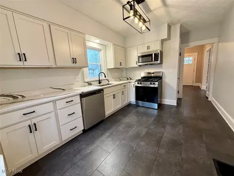 Kitchen - 128 Cornell Ave, Elyria, OH 44035 photo 1 of 8