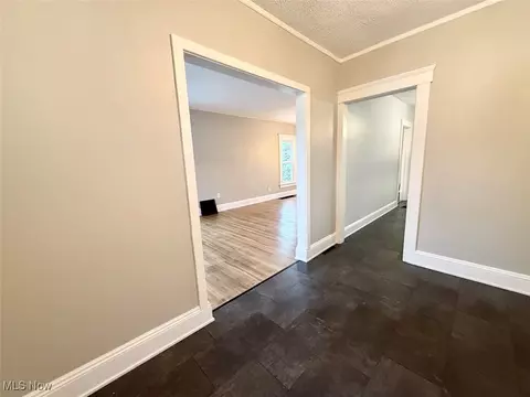Entry Way - 128 Cornell Ave, Elyria, OH 44035 photo 2 of 5