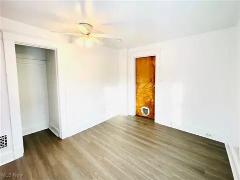 Bedroom - 495 5th St, Struthers, OH 44471 photo 5 of 5