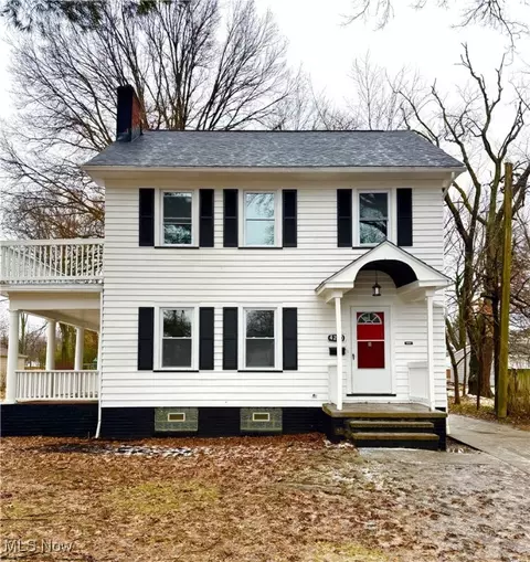 4230 Elmwood Rd, South Euclid, OH 44121