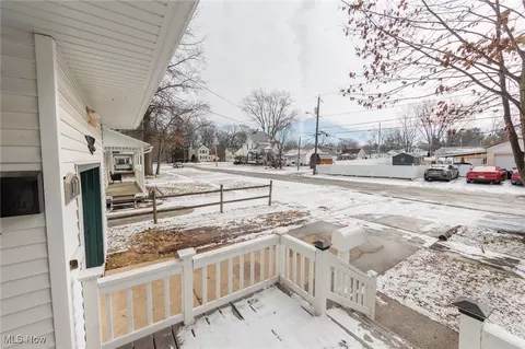 17 E Chestnut St, Norwalk, OH 44857 photo 3