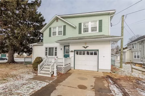 17 E Chestnut St, Norwalk, OH 44857 photo 2