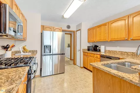 Kitchen - 219 Rauscher Ct, Elyria, OH 44035 photo 1 of 2