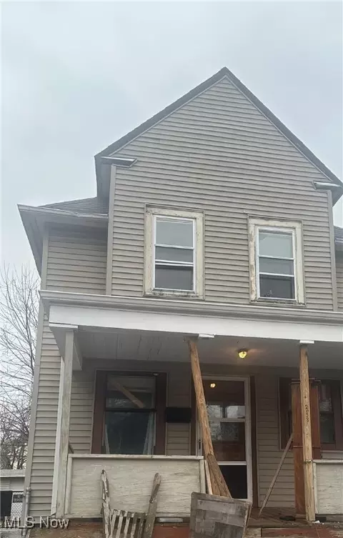 2038 W 91 St, Cleveland, OH 44102
