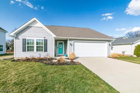 406 Community Ln, Painesville, OH 44077