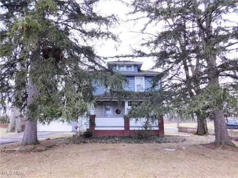 25617 Royalton Rd, Columbia Station, OH 44028