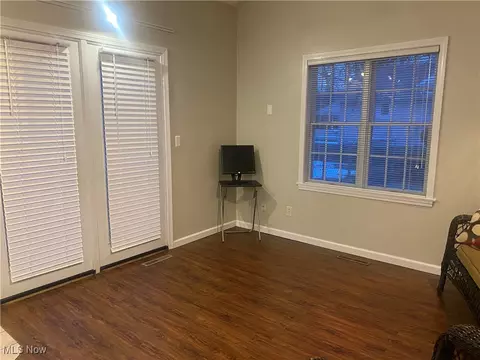 Living - 2049 W 16th St, Ashtabula, OH 44004 photo 3 of 4