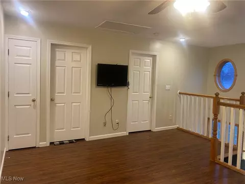 Entry Way - 2049 W 16th St, Ashtabula, OH 44004 photo 8 of 9