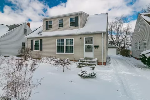 12801 Eastwood Blvd, Garfield Heights, OH 44125