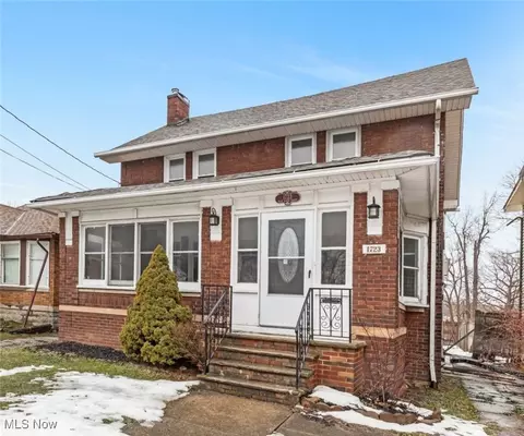 1723 W 9th St, Ashtabula, OH 44004 photo 2