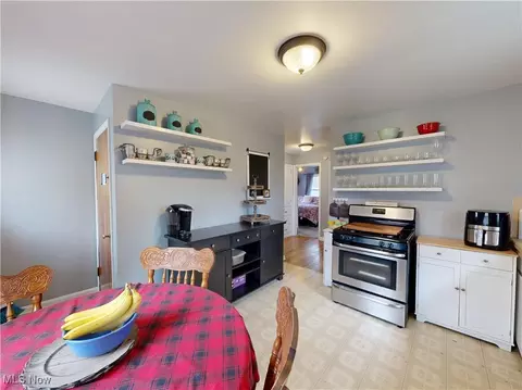 1004 E Rice St, Alliance, OH 44601 photo 17