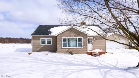 16776 Main Market Rd, West Farmington, OH 44491