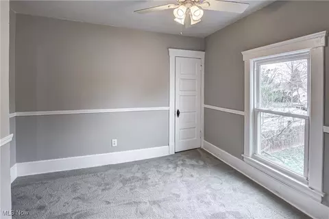 227 Spruce St, Elyria, OH 44035 photo 24