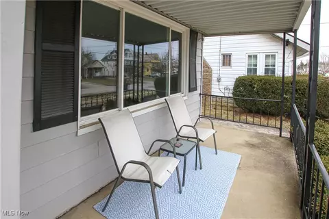 227 Spruce St, Elyria, OH 44035 photo 32