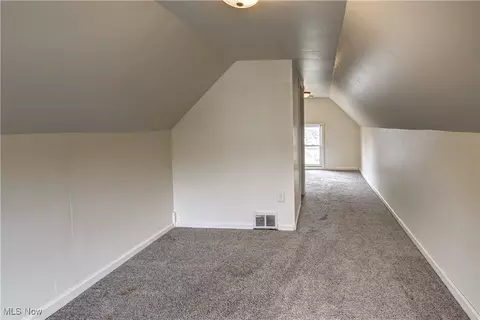 227 Spruce St, Elyria, OH 44035 photo 29