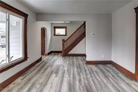 227 Spruce St, Elyria, OH 44035 photo 15