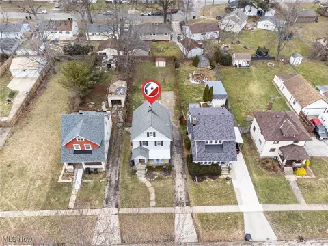 227 Spruce St, Elyria, OH 44035 photo 39