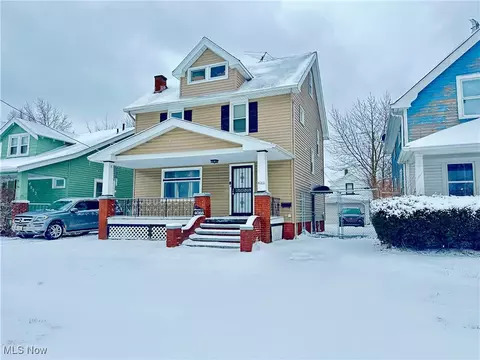 4088 E 144th St, Cleveland, OH 44128