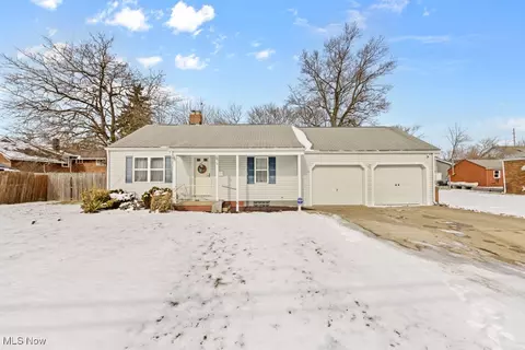 759 Glamorgan St, Alliance, OH 44601