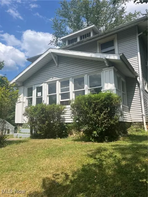 436 N 11th St, Cambridge, OH 43725