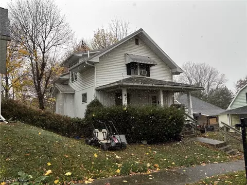 431 N 12th St, Cambridge, OH 43725