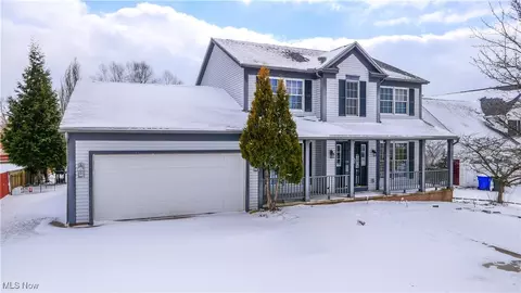 2406 Timber Mill Dr, Kent, OH 44240