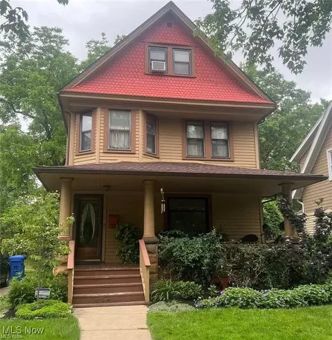 1314 W 104th St, Cleveland, OH 44102