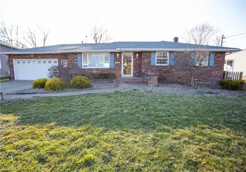 5143 Calla Ave NW, Warren, OH 44483