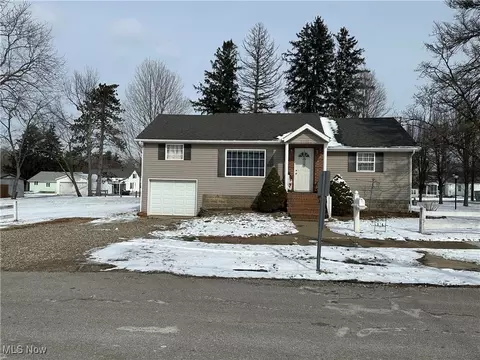 1343 Brenton Rd, Cambridge, OH 43725