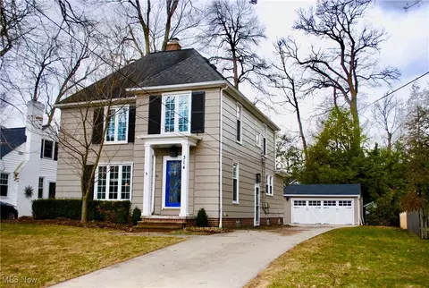 314 Saddler Rd, Bay Village, OH 44140