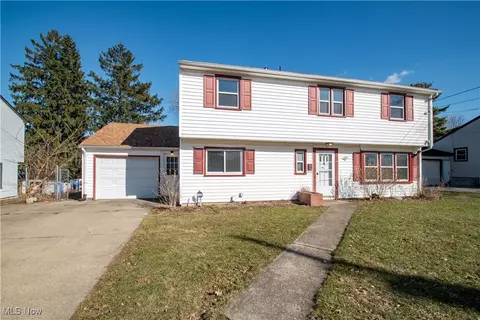 Exterior - 7433 Ranier Trl, Boardman, OH 44512 photo 2 of 2