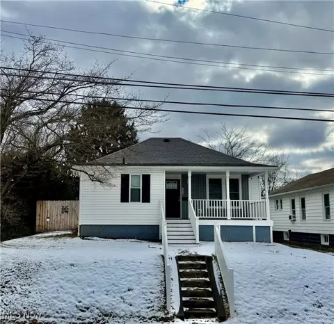 1012 27th St, Parkersburg, WV 26104